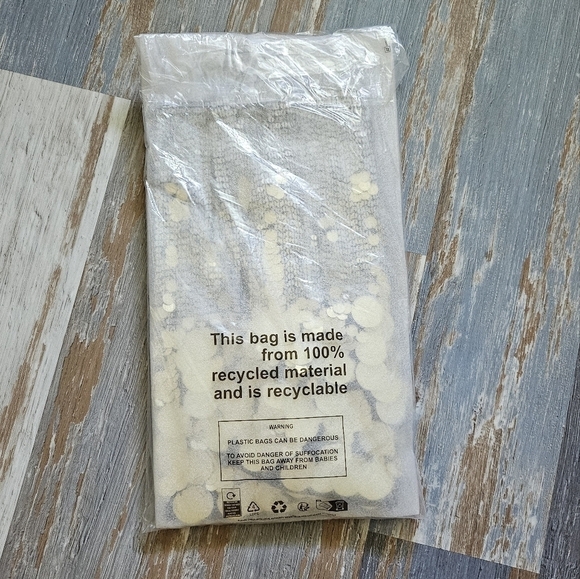 Nasty Gal Disc Sequin Ombre Mini Skirt, Size 16, New in Bag - Picture 4 of 4